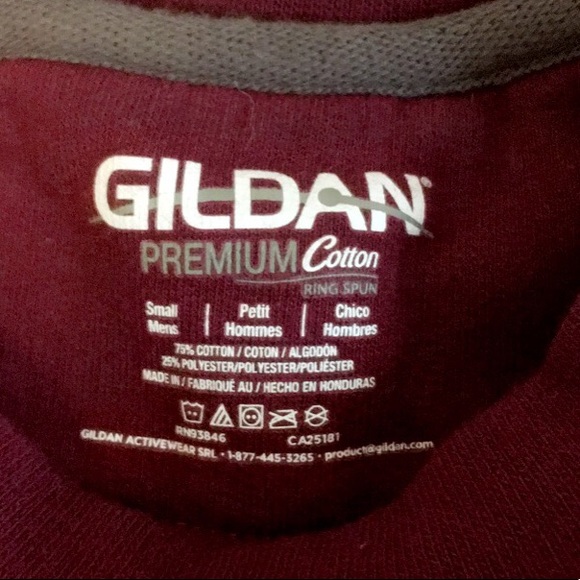 **SOLD** Maroon Crewneck Sweatshirt - Picture 4 of 4